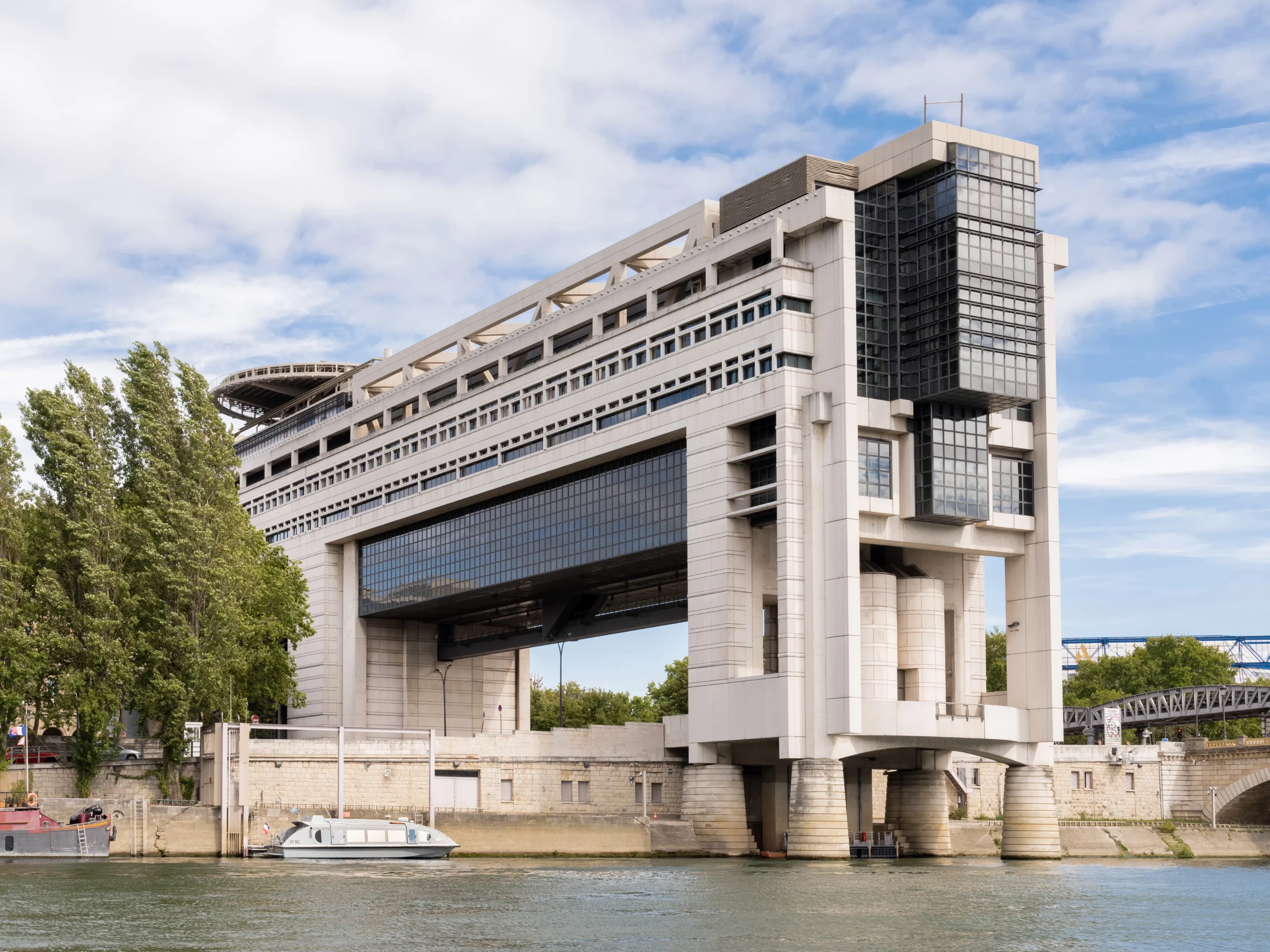 Inside France’s Debt Machine: How the State Really Finances Its Deficit